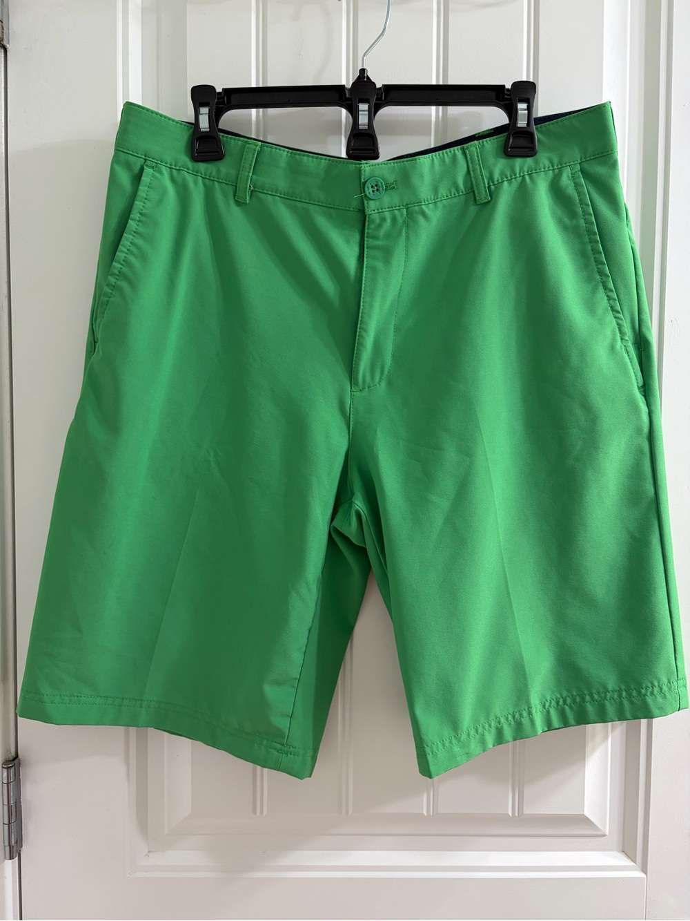 Izod Men's Kelly Green Flat-Front Golf Shorts Sz 34